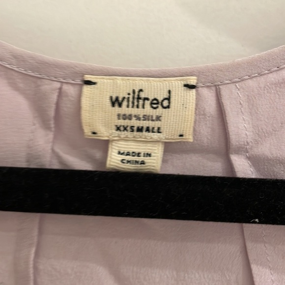 Aritzia silk top - Picture 3 of 3